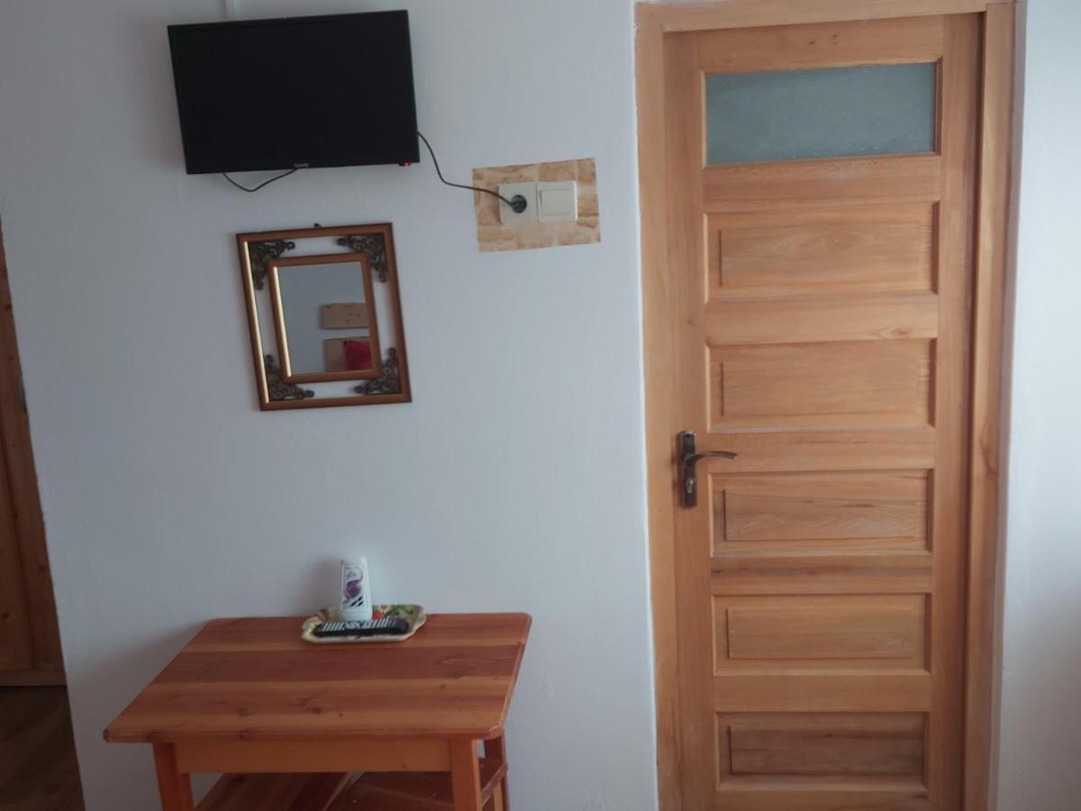Pensiunea Schilacy Grosii Tiblesului Exterior foto